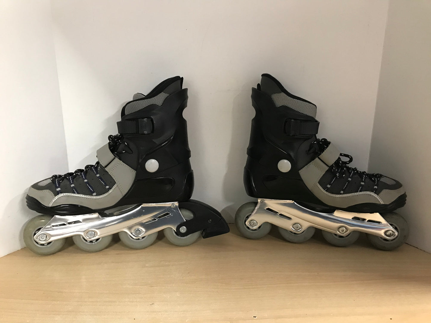 Inline Roller Skates Men's Size 8 Jackel Blue Black Rubber Wheels Excellent