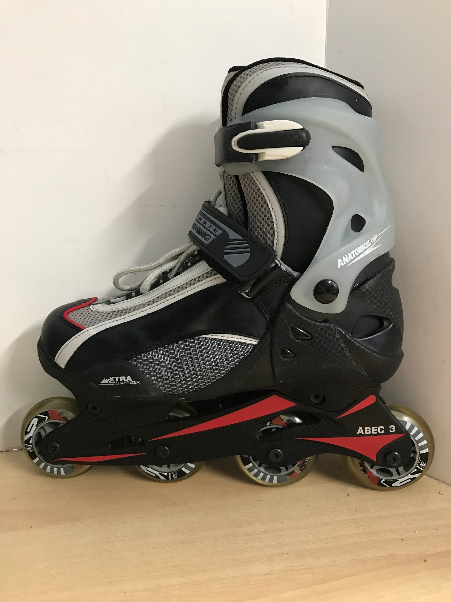 Inline Roller Skates Men's Size 8 Sessions Black Grey Rubber Wheels  Excellent