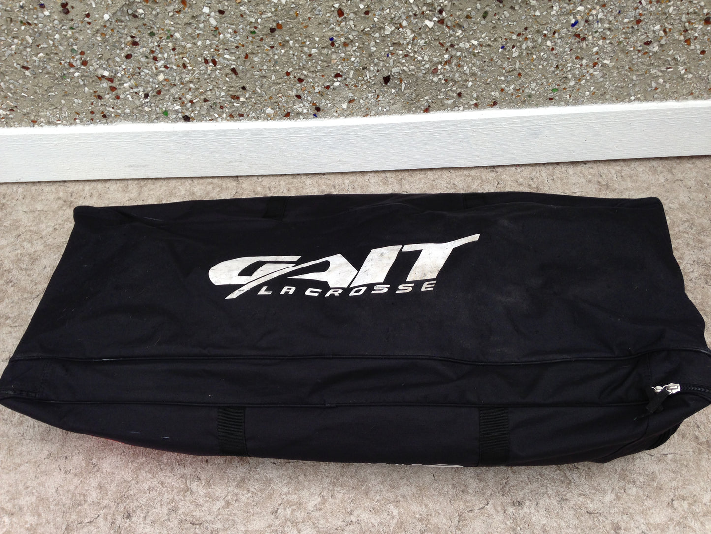 Hockey Bag Lacrosse Bag Gaite Black Red Adult Junior Full Size Team Excellent