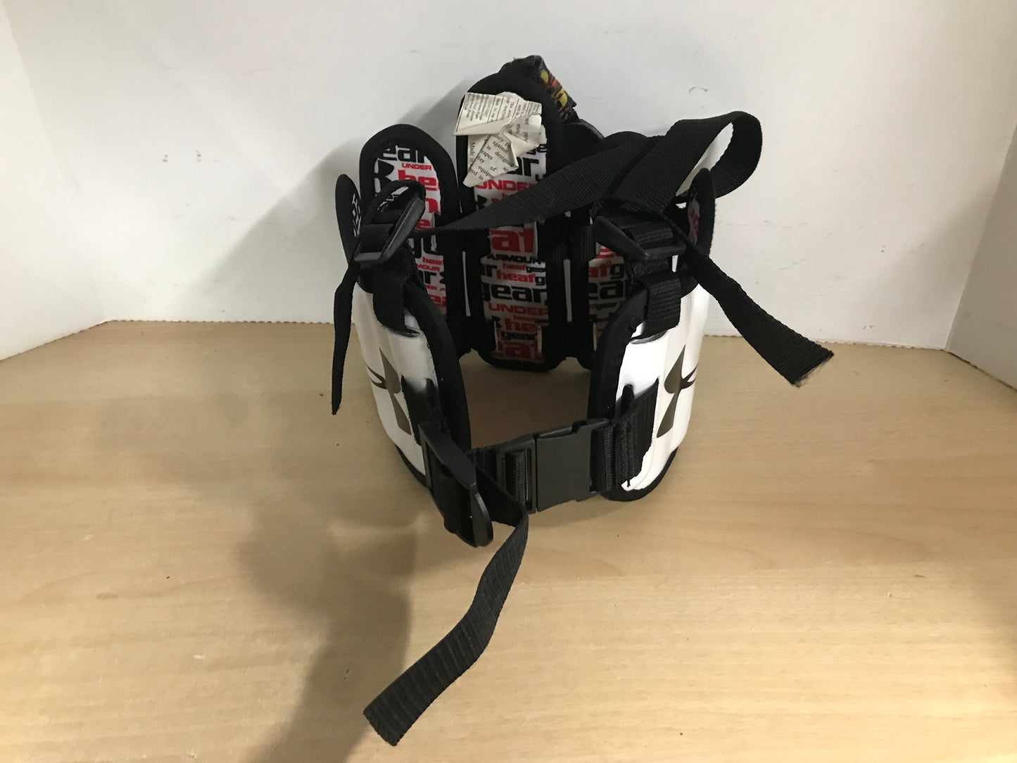 Lacrosse Kidney Pad Child Size 6-8 Under Armour As New PT 3440