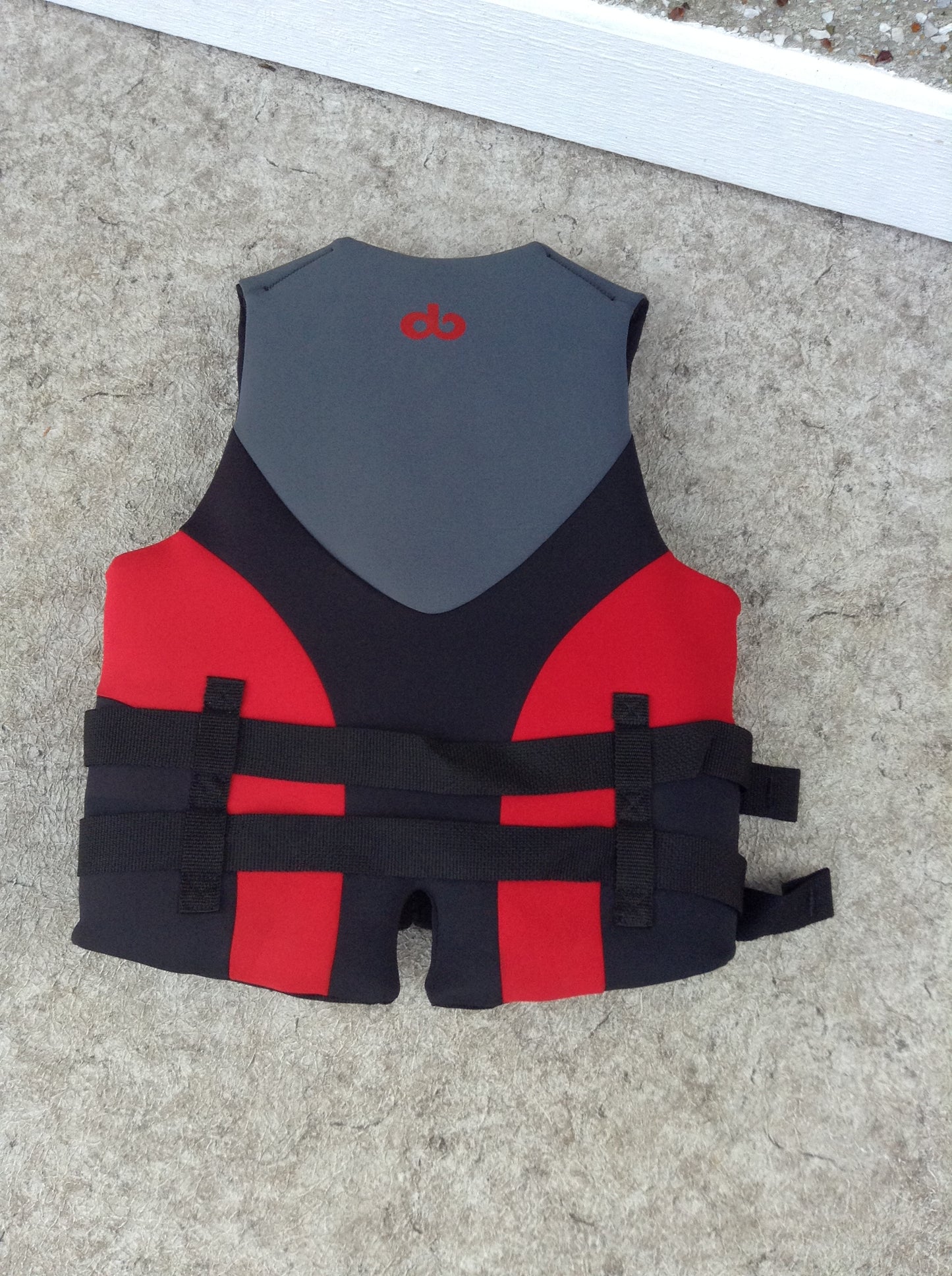 Life Jacket Adult Size Medium Defiant Black Red Grey Neoprene New Demo Model