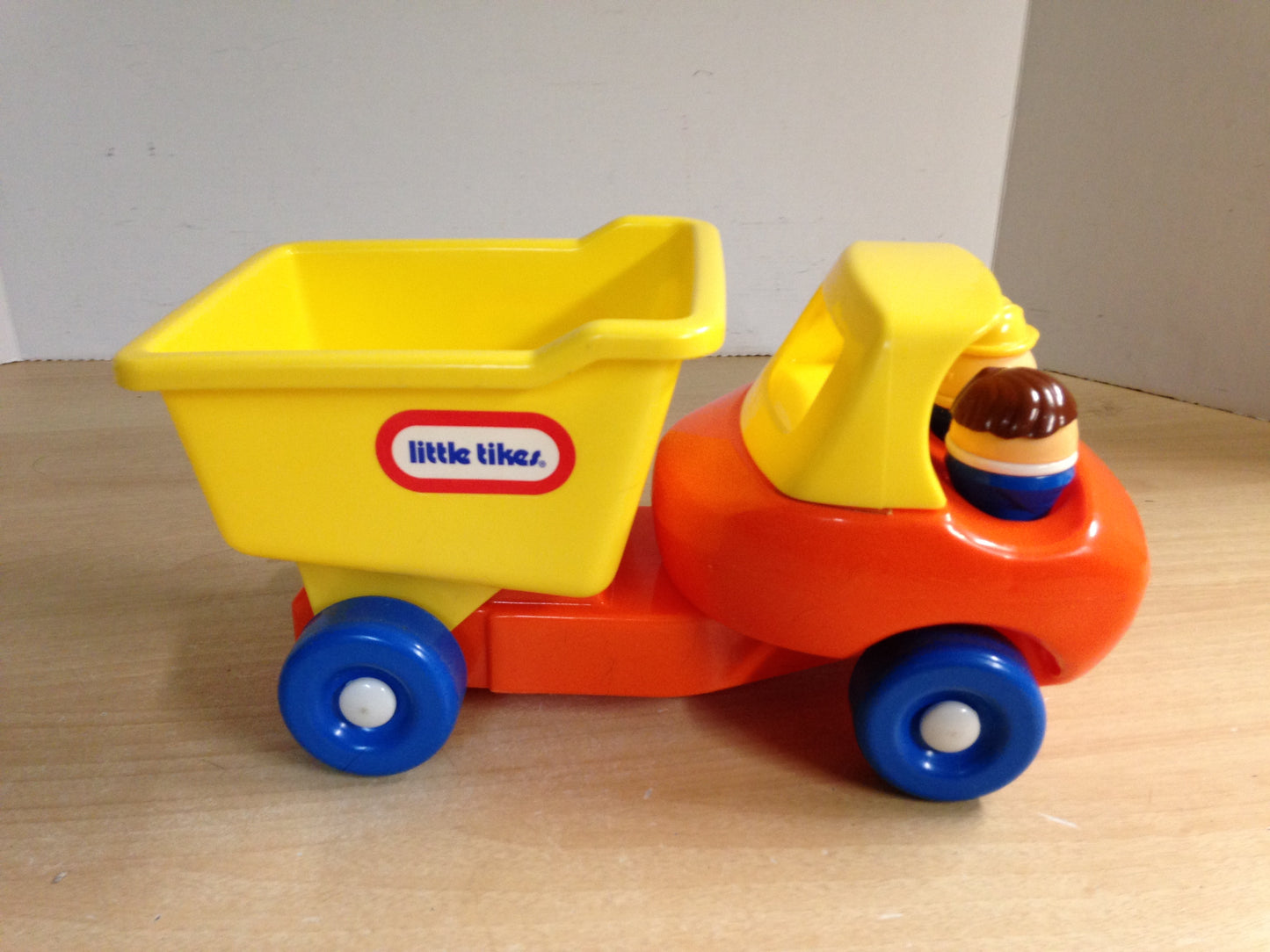 Little Tikes Little People Vintage Dump Truck Large 14 inch Mint Condition
