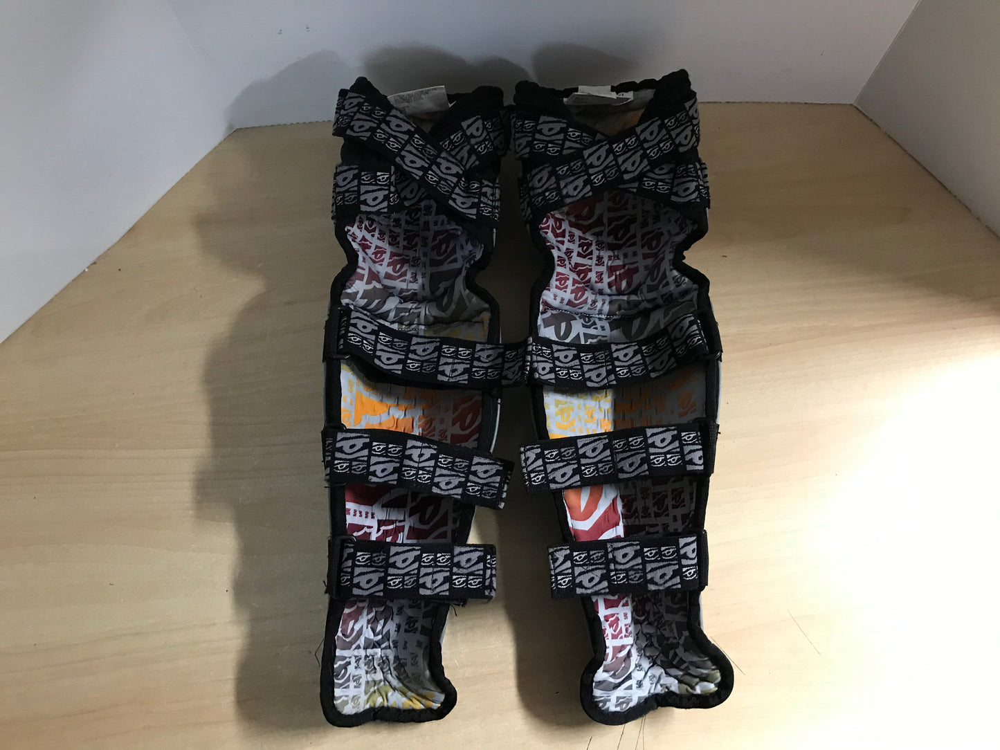 Motocross Dirt Bike Race Face Rally Leg Guard Shin Pads Men Medium Polypropline Excellent