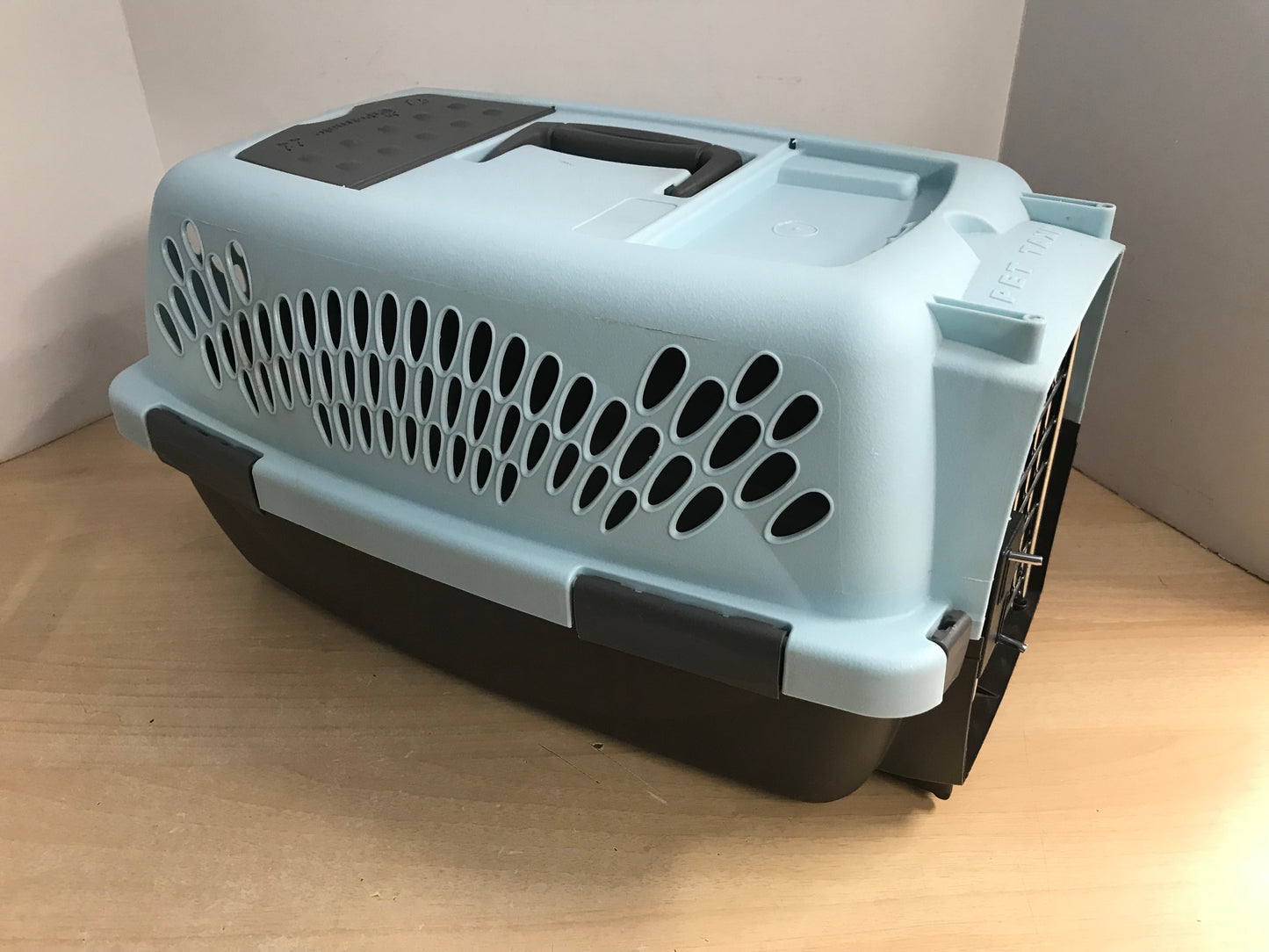 My Little Pet Shop Dog Puppy Cat Kennel Crate 10 lb Blue 18x12x12 inch