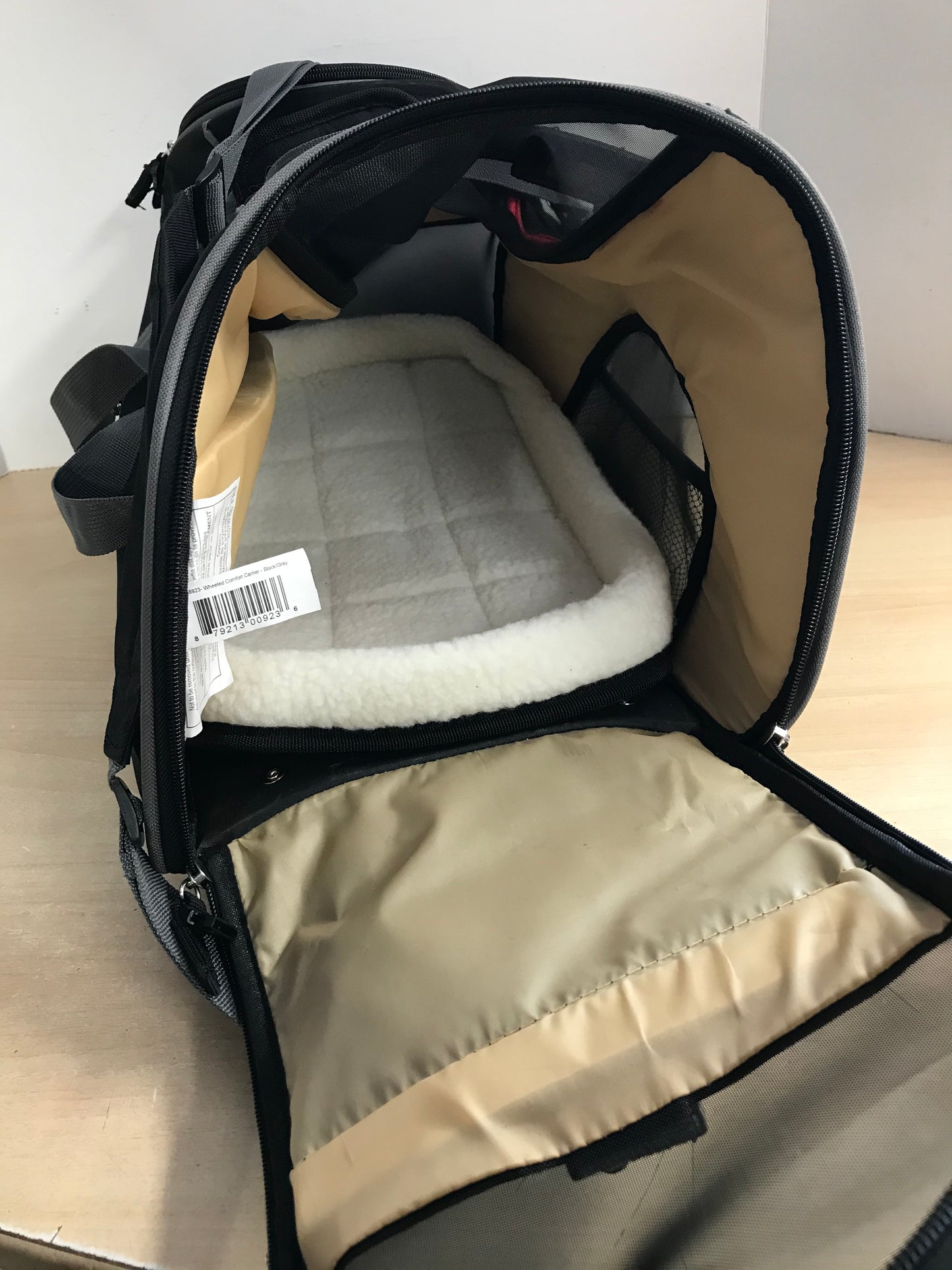My Little Pet Shop Pet Puppy Cat Kennel Crate Bergan Top Rated Wheeled Carrier 18x12x19 As New Up To 20 lb