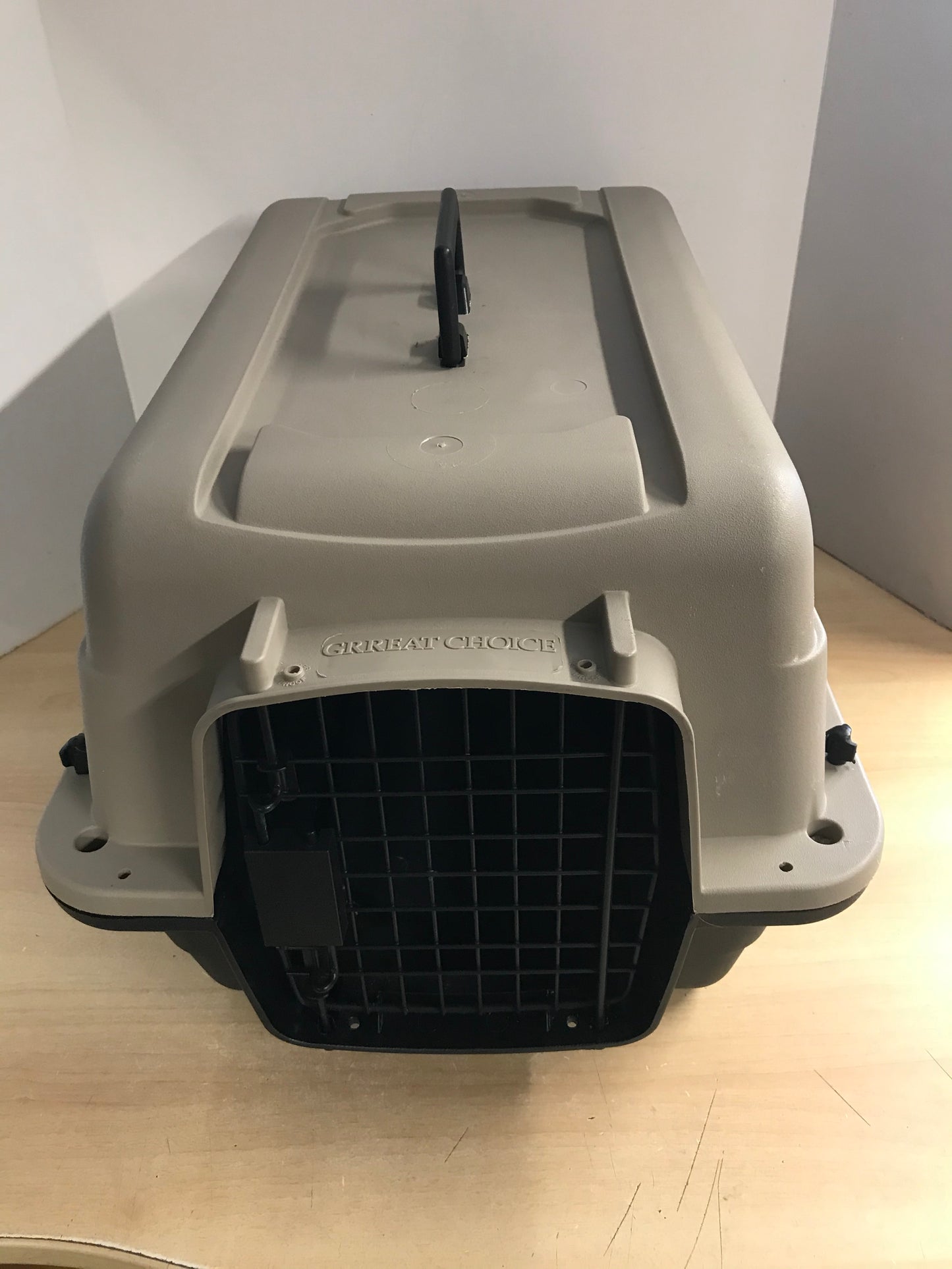 My Little Pet Shop Pet Puppy Cat Kennel Crate Tan and Brown 24 x 16 x 16 Up To 25 lb Excellent