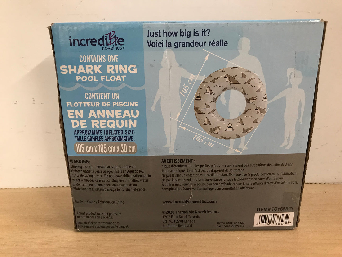 Outdoor Water Sports Pool Beach Incredible Novelties NEW 3 Feet Shark Ring Float