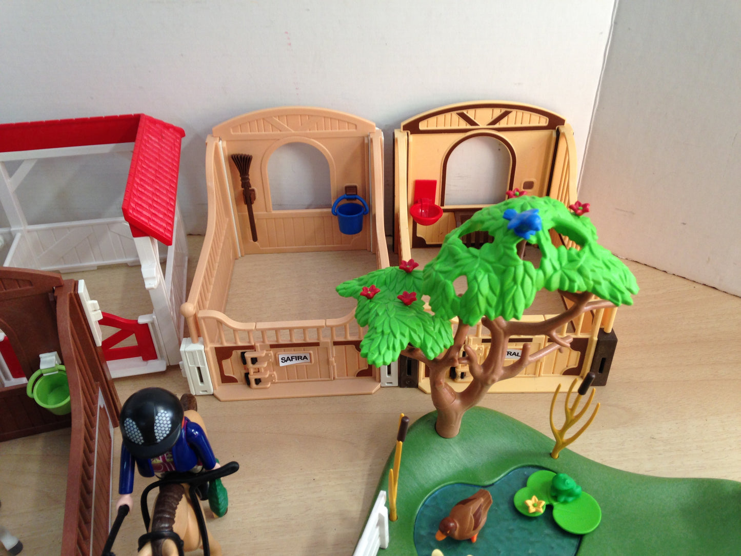 Playmobil Large Collection of Horse Stables and Vet Barn Stall Excellent