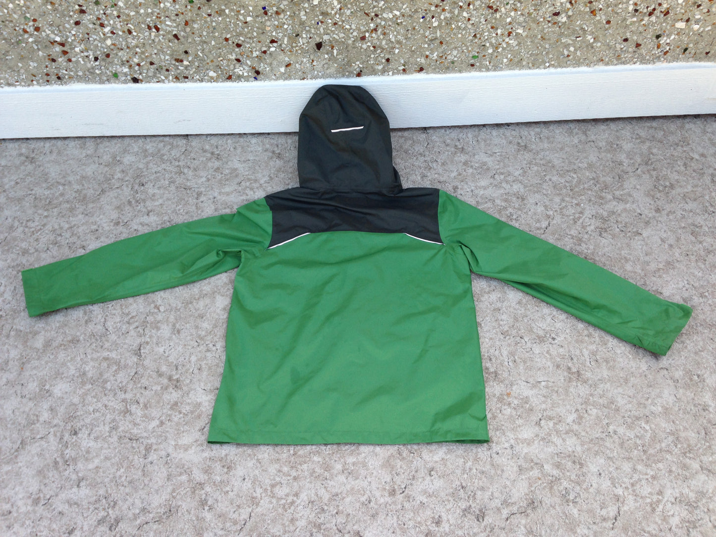 Rain Coat Child Size 14 Patagonia Waterproof Sealed Zippers Green Excellent