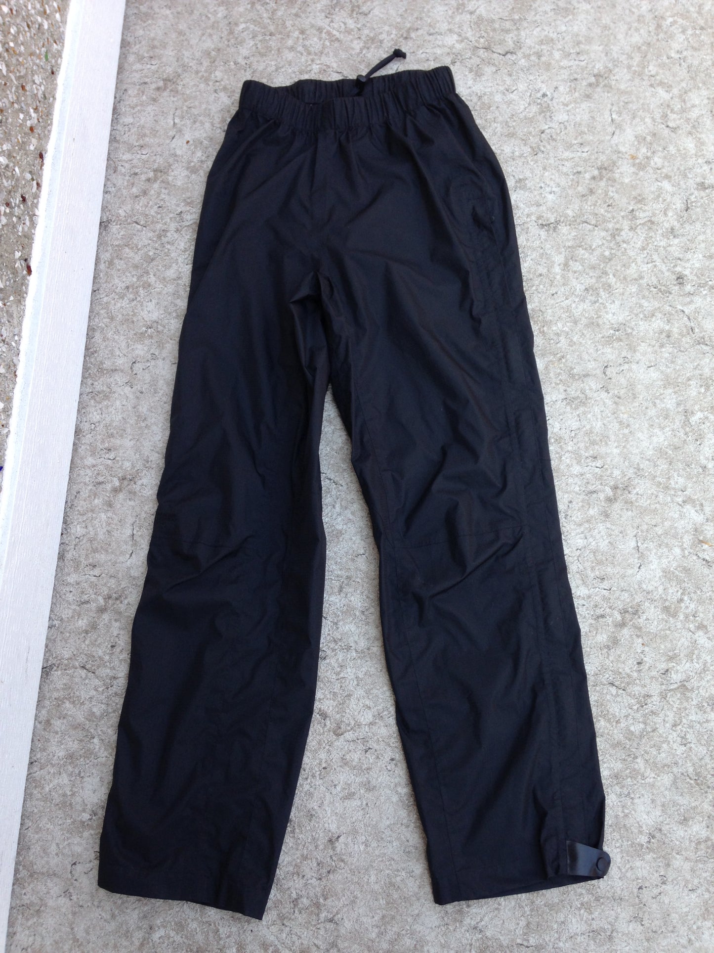 Rain Pants Ladies Size Small MEC Full Zippers UP Both Legs Black Bikes Motorcycles Excellent