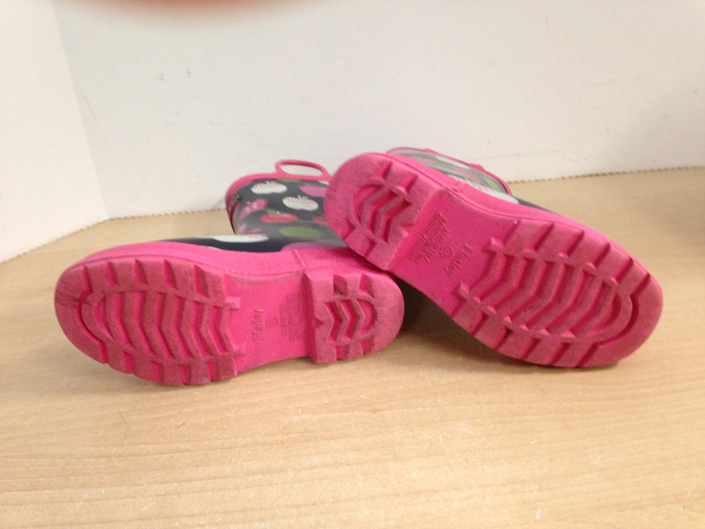 Rain Boots Child Size 11 Hatley Pink Navy Apples