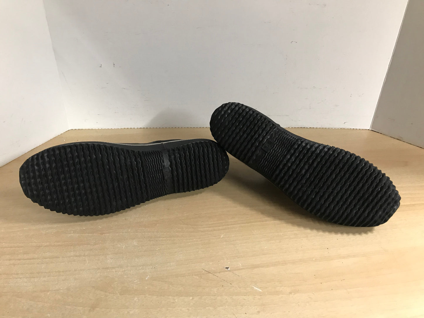 Rain Boots Men's Size 9 Outbound Black Excellent