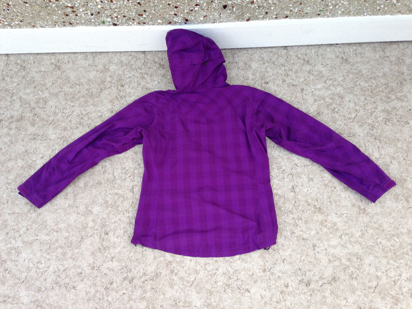 Rain Coat Ladies Size Large Helly Hansen Waterproof Sealed Seams Purple Excellent