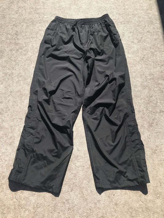 Rain Pants Men's Size XX Large Viking Commercial Grade Waterproof Black 32 inch Leg New Demo Model