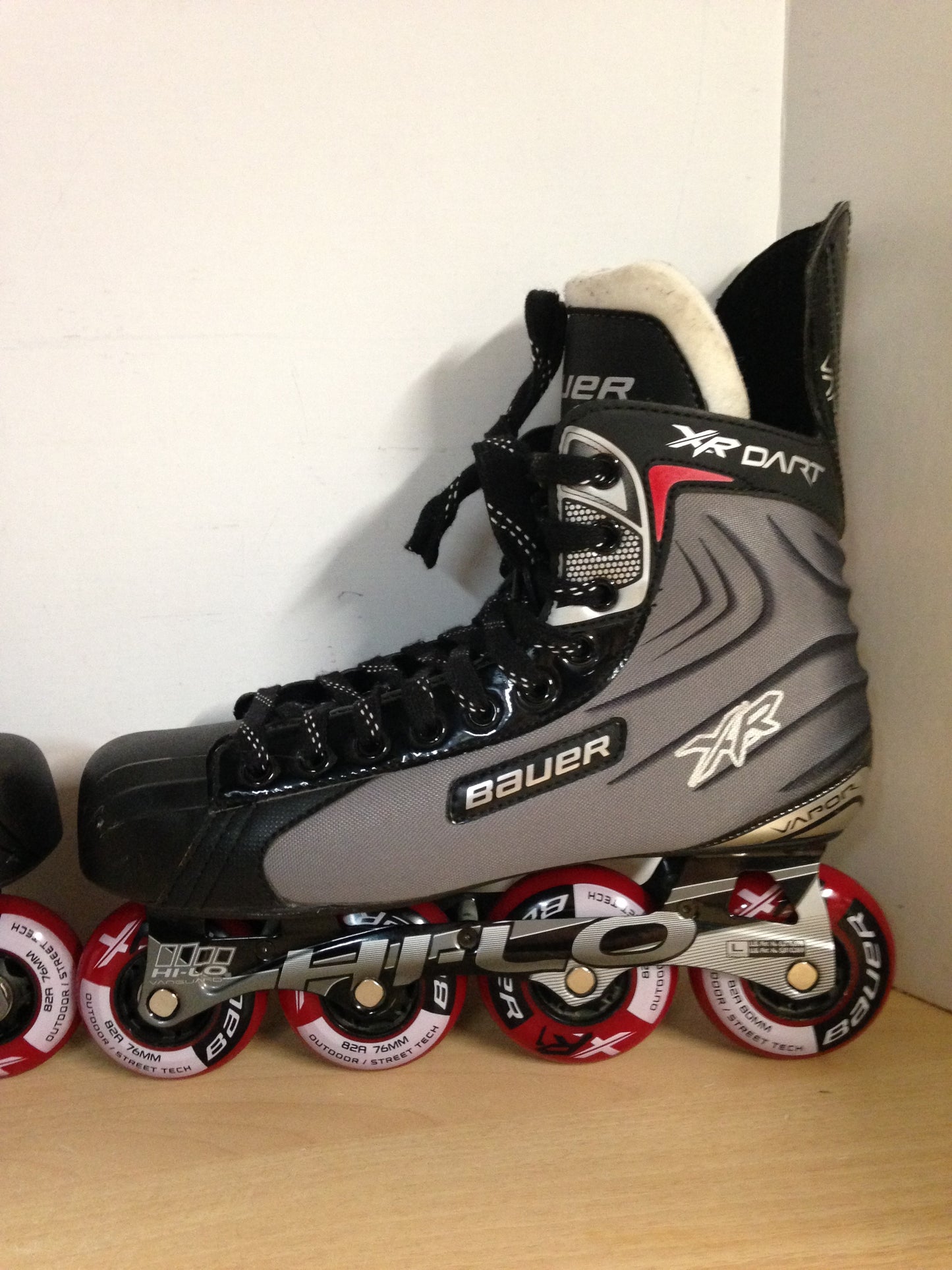 Hockey Roller Hockey Skates Men's Size 11.5 Shoe Size Bauer Vapor New Demo Model