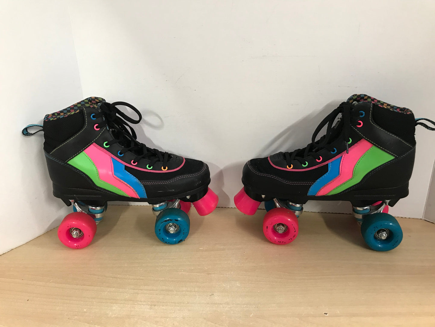 Inline Roller Skates Derby Ladies Size 8 Rio Roller Black Pink Multi Excellent