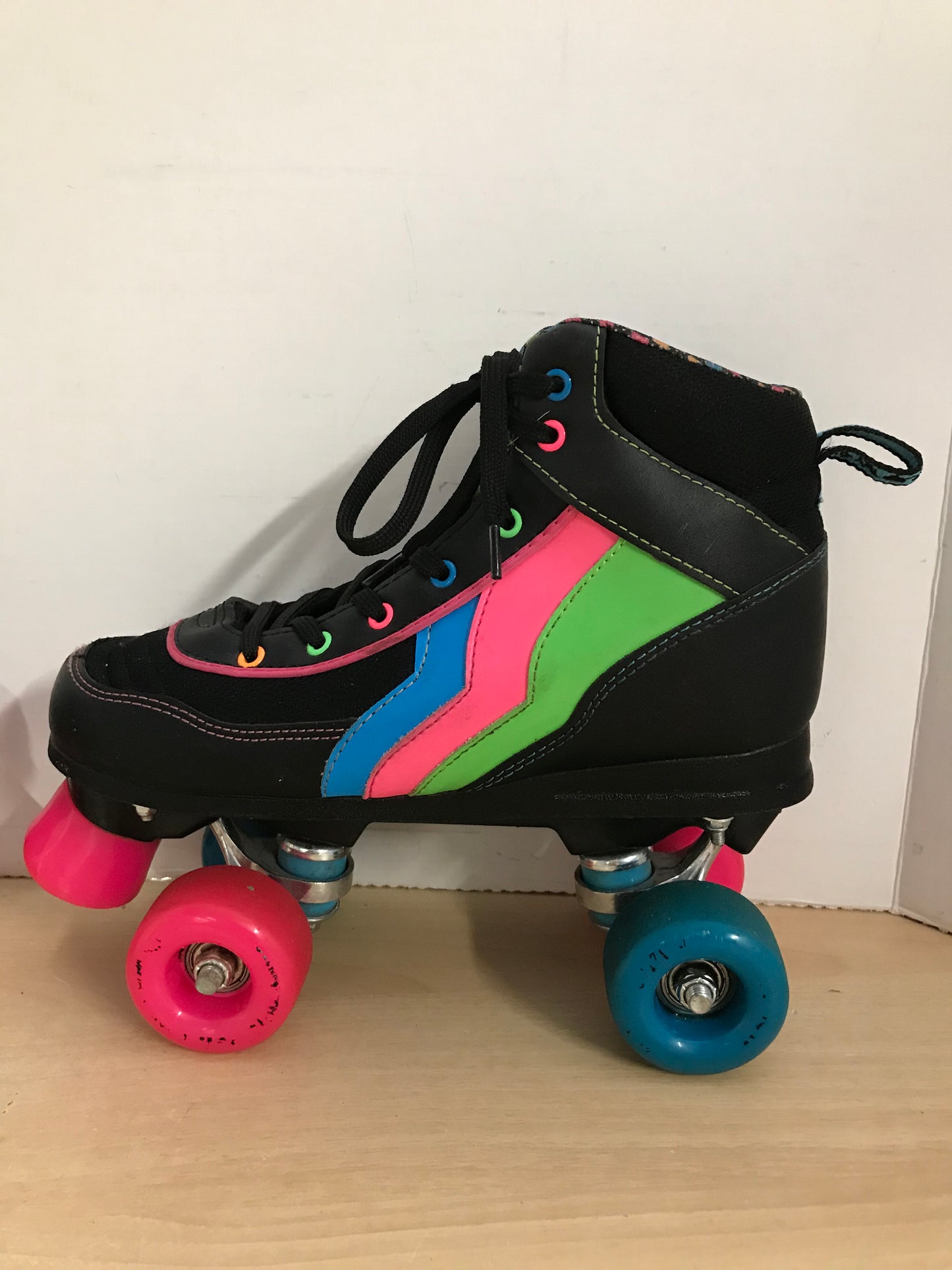 Inline Roller Skates Derby Ladies Size 8 Rio Roller Black Pink Multi Excellent