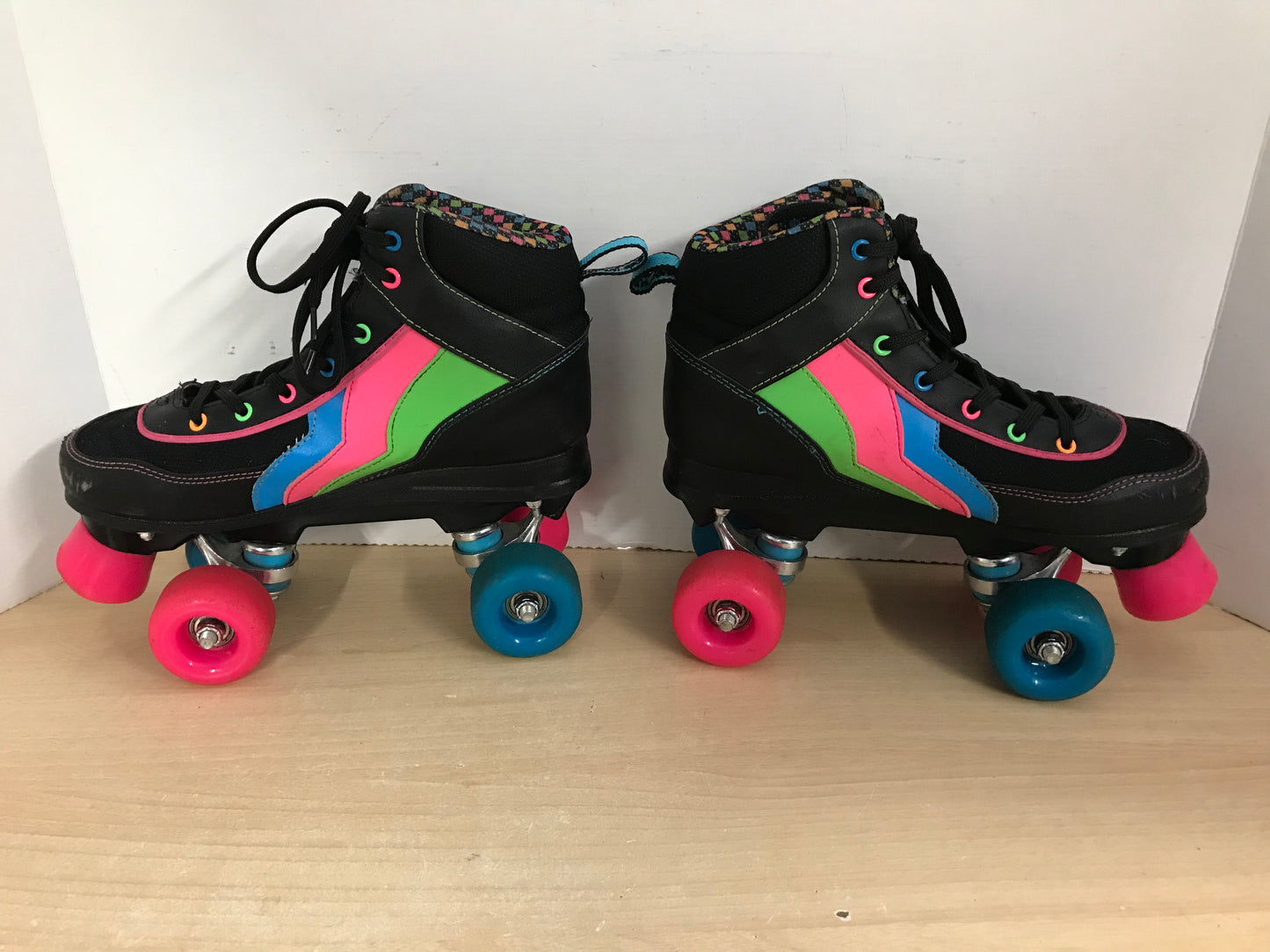 Inline Roller Skates Derby Ladies Size 8 Rio Roller Black Pink Multi Excellent