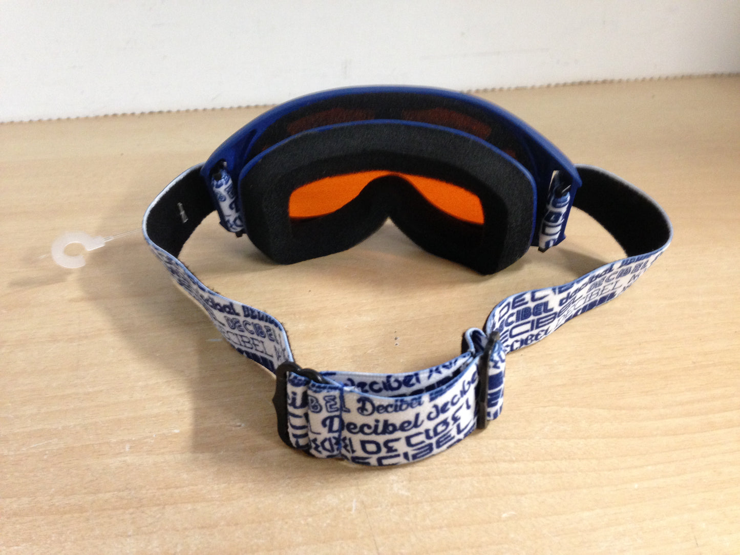 Ski Goggles Child Size 4-7 Decibel Blue White Orange Lense Excellent