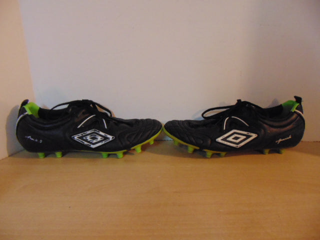 Soccer Shoes Cleats Men's Size 8.5 Umbro Special Revolution Leather Black Lime