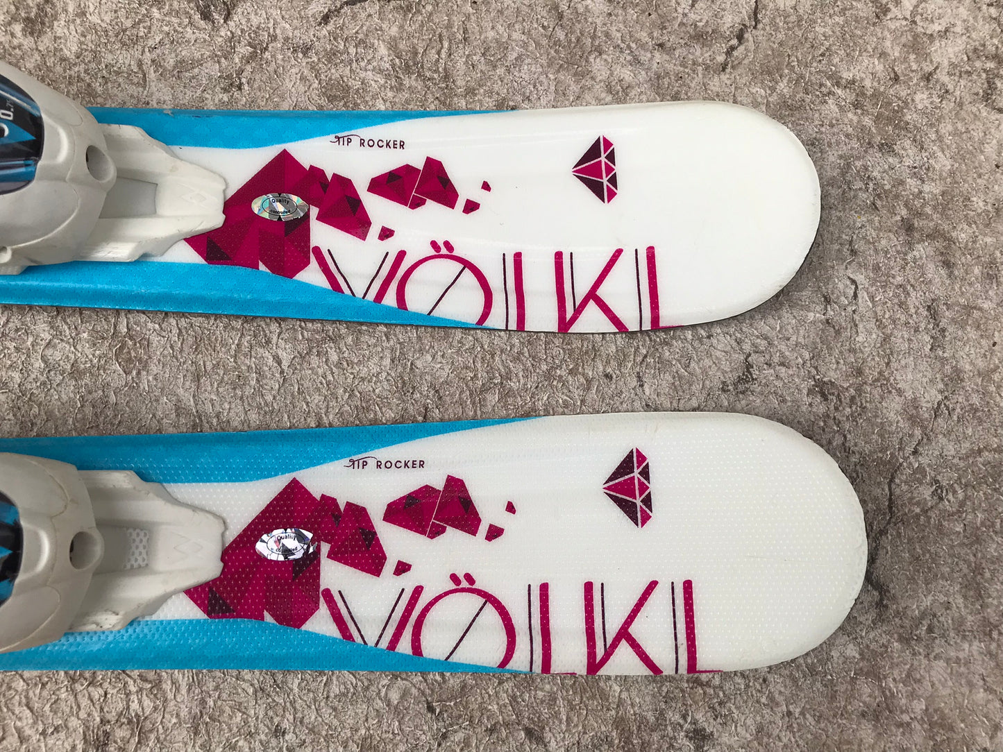 Ski 080 Volki Chica Toddler Blue Pink White Parabolic With Bindings Excellent