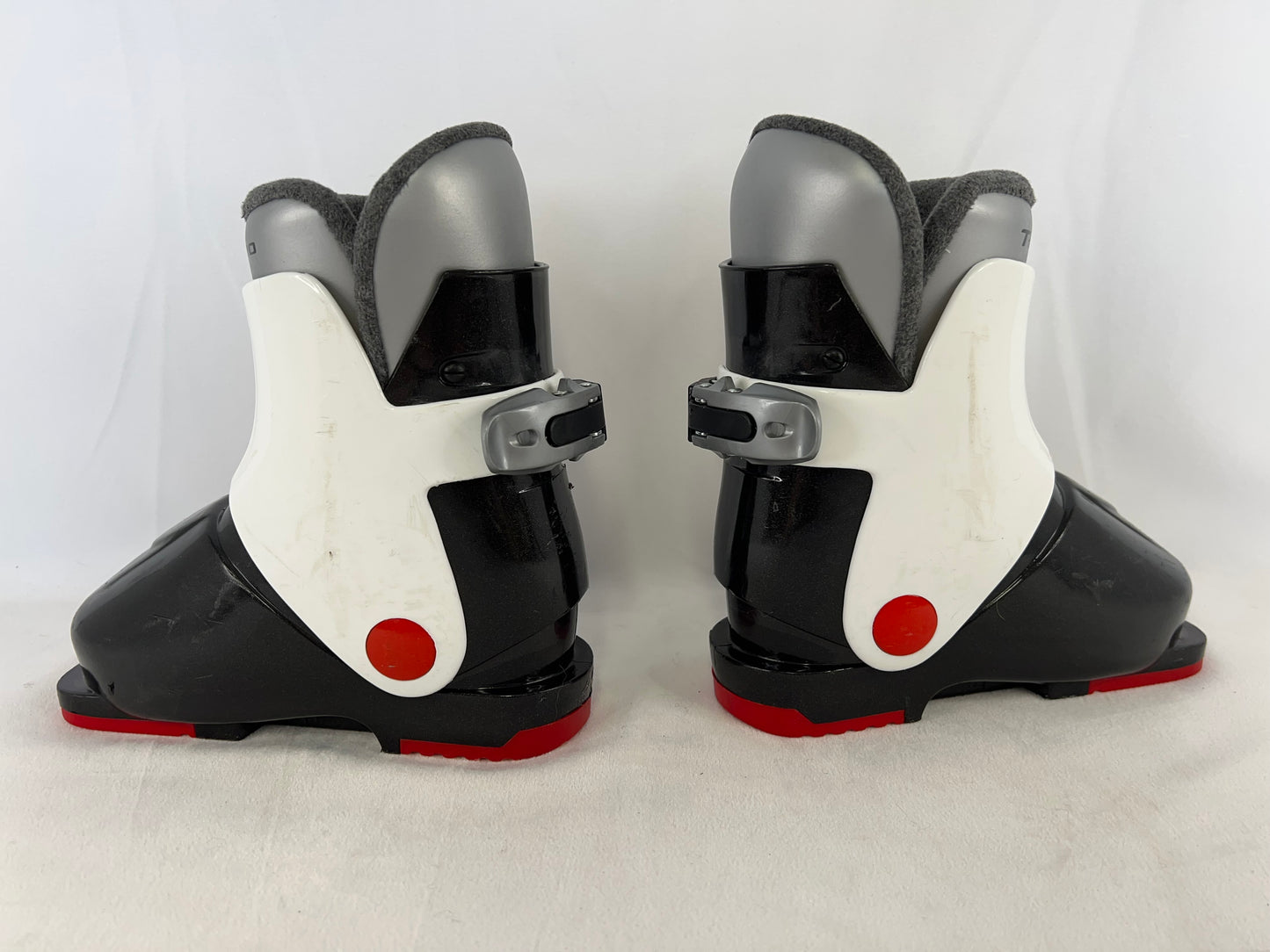 Ski Boots Mondo Size 17.0 Child Size 10-11 212 mm Tecno Pro Black White Red Excellent As New