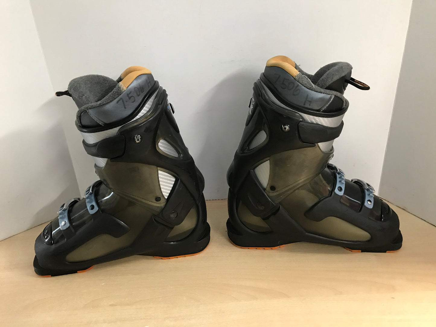 Ski Boots Mondo Size 25.5 Men's Size 7.5 Ladies Size 8.5 298 mm Rossignol Open Black Grey Clear