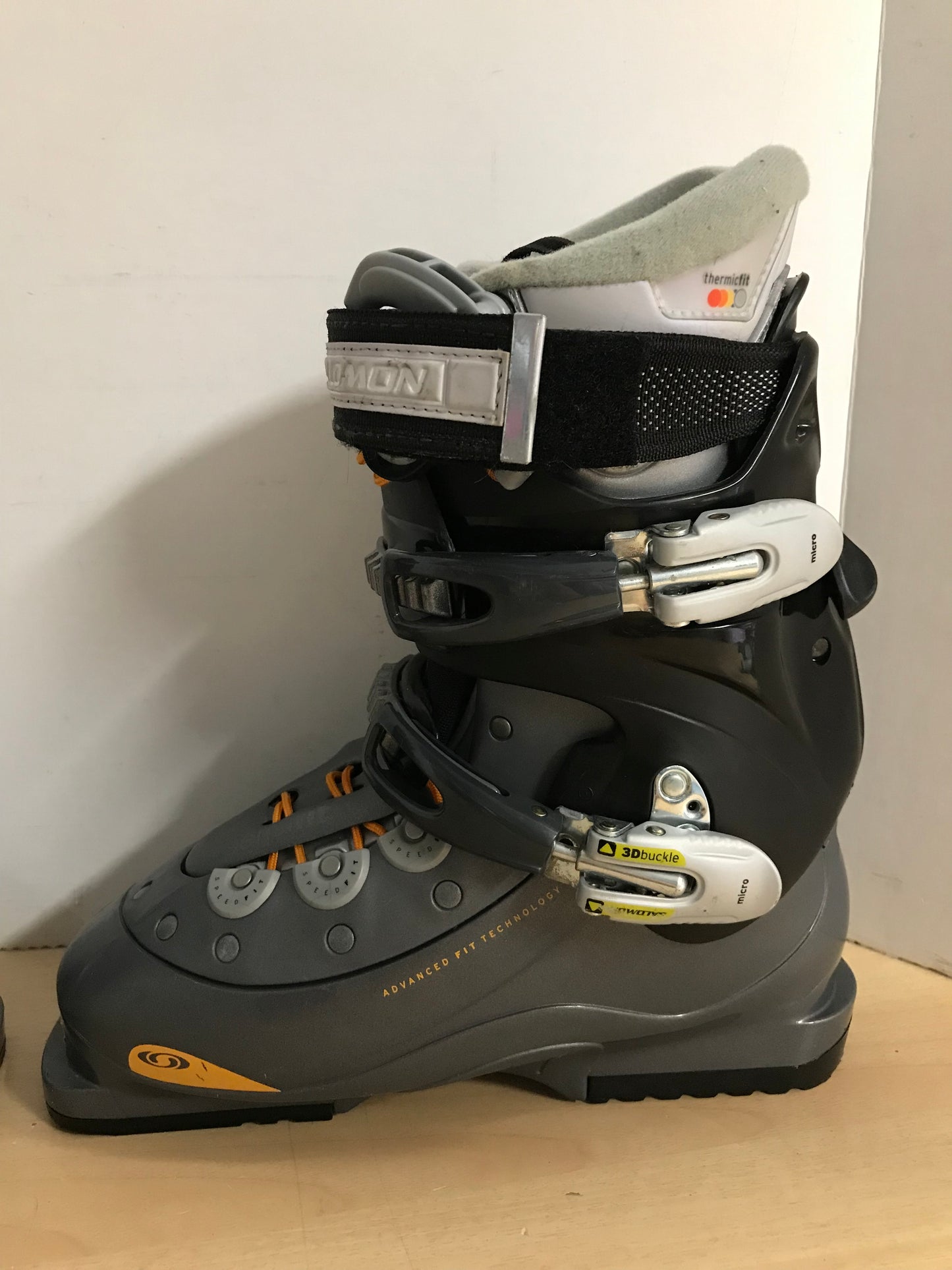 Ski Boots Mondo Size 25.5 Salomon Advance Fit Men's Size 7.5 Ladies 8.5 298 mm Grey Black Yellow Excellent As New