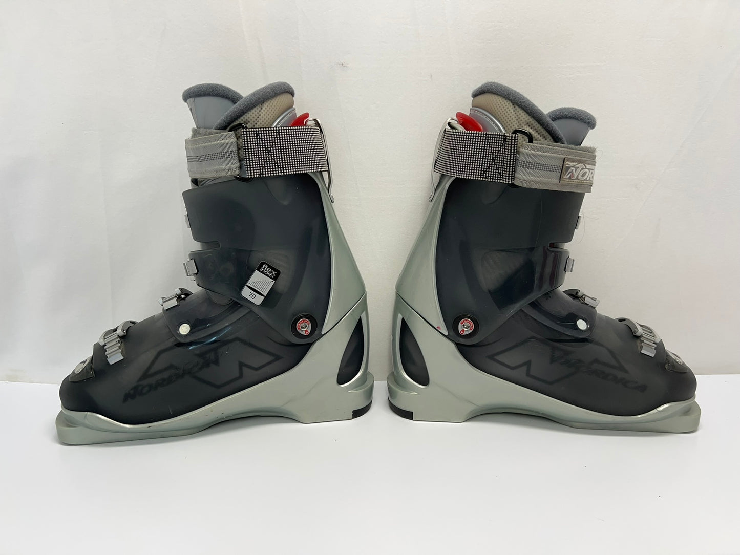 Ski Boots Mondo Size 26.5 Men's Size 8 Ladies Size 9 305 mm Nordica Beast Grey and Blue New Demo Model