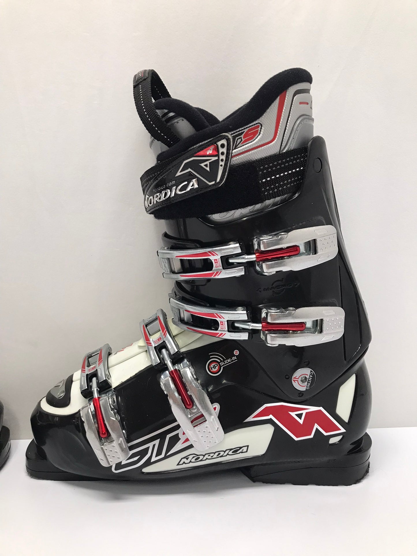 Ski Boots Mondo Size 27.0 Men's Size 8 Ladies Size 9 315 mm Nordica Black Red New Demo Model