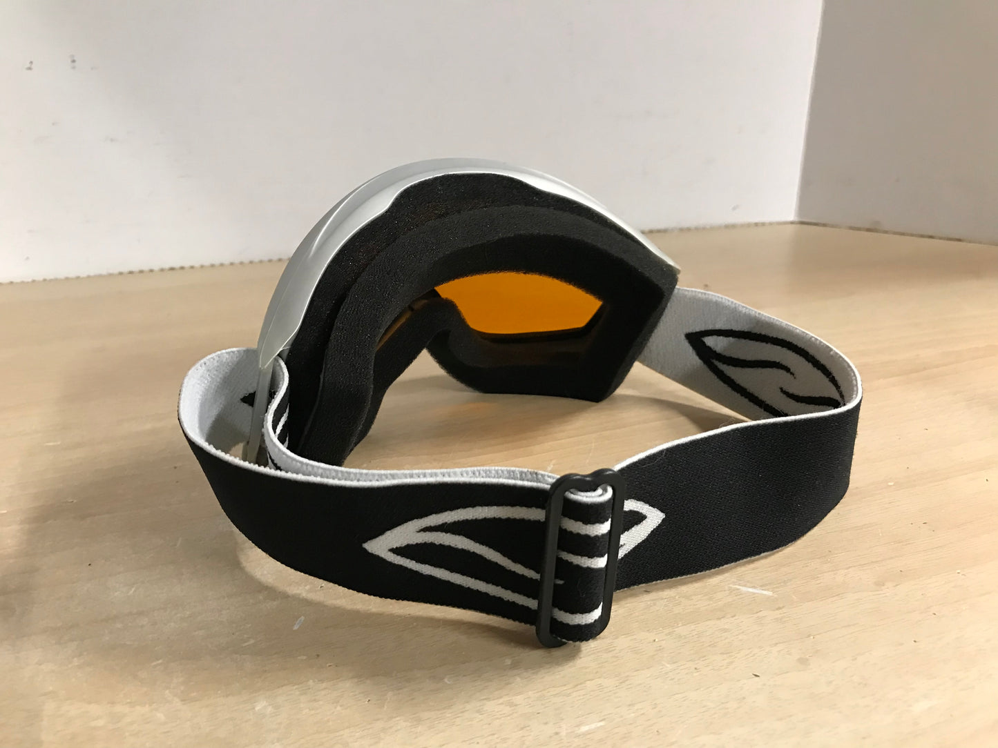 Ski Goggle Adult Size Medium Smith Grey Black With Orange Lense