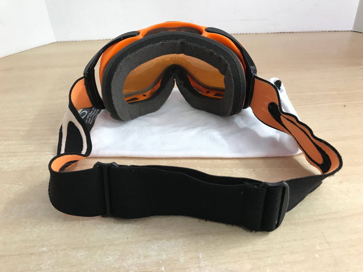 Ski Goggles Adult Size Large Oakley Big Lense Orange Black With Bag Minor Wear