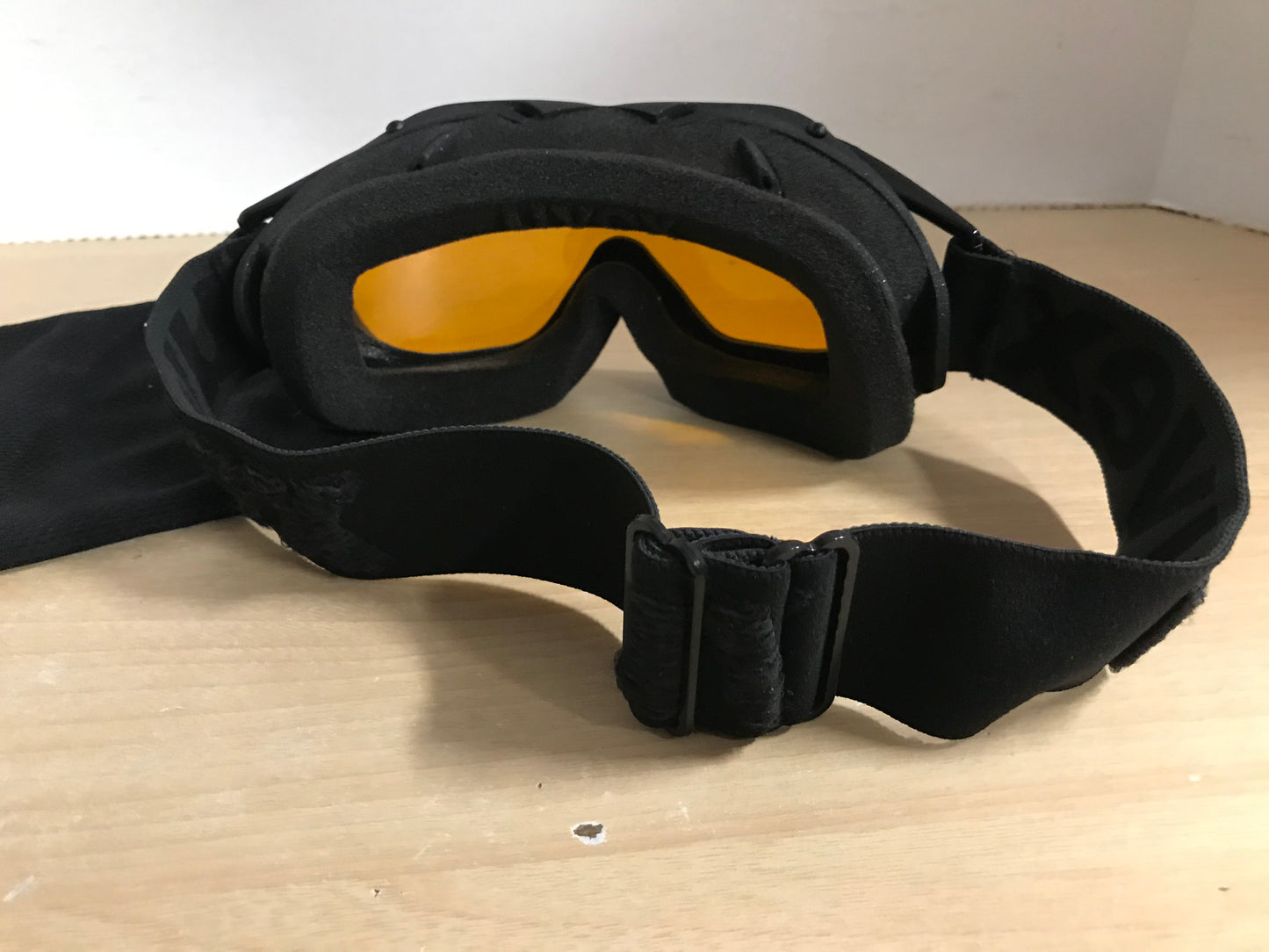 Ski Goggles Adult Size Large Uvex Supravision Double Lense Super Anti Fog Orange Lense With Bag