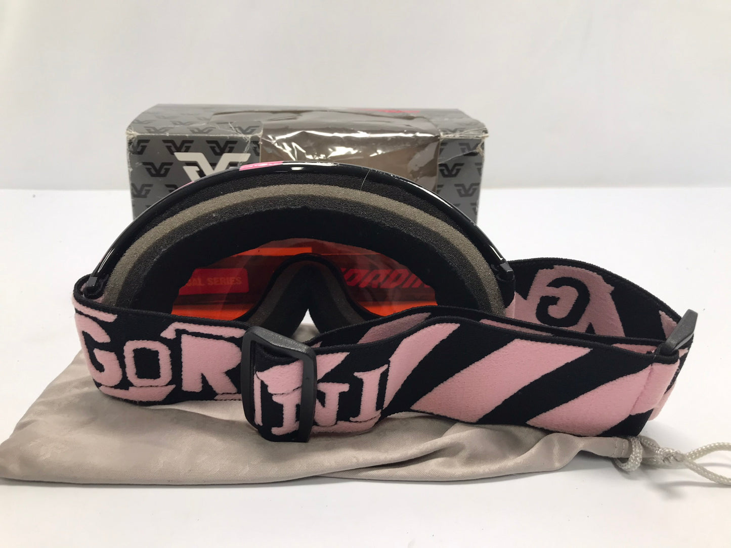 Ski Goggles Adult Size Medium Gordini Big Mirrored Lenses Black Pink With Box and Bag