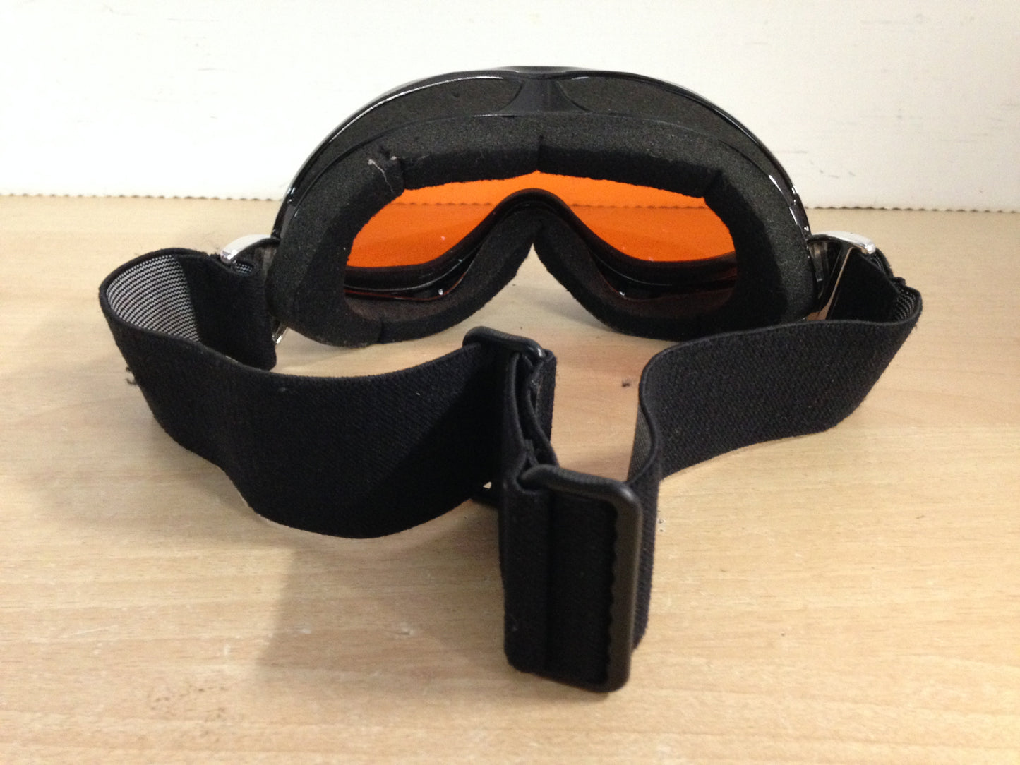 Ski Goggles Adult Size Small Maxx Black and Chrome