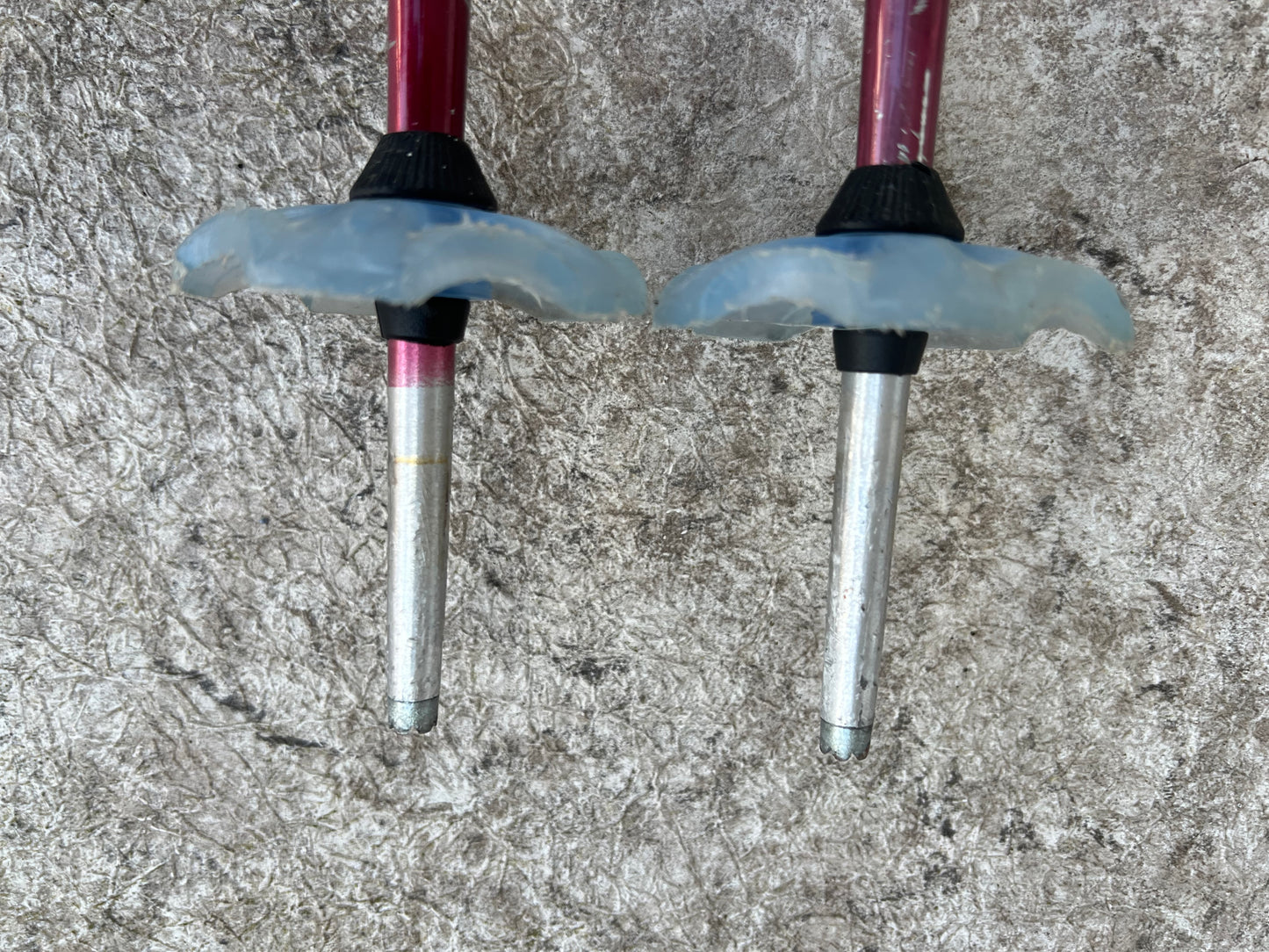 Ski Poles Adult Size 48 inch 125 cm Rossignol Red Excellent