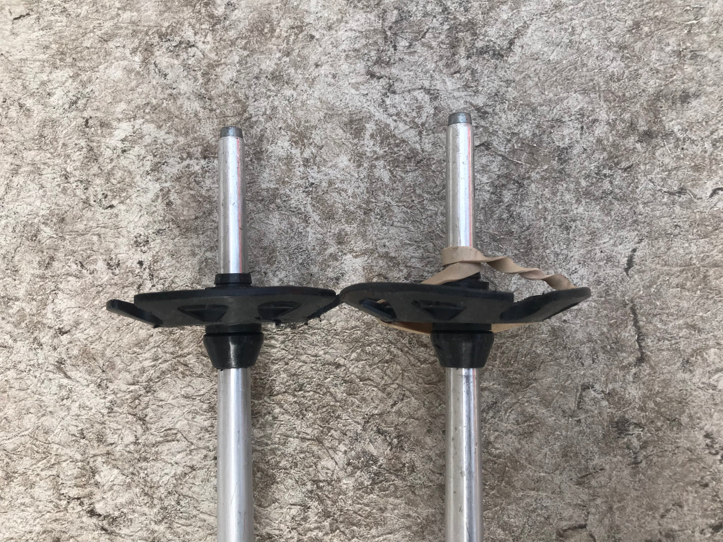 Ski Poles Adult Size 48 inch Gipron Grey