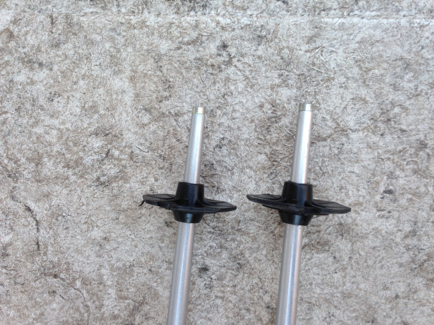 Ski Poles Adult Size 49 inch Salomon North Pole Black Grey Excellent