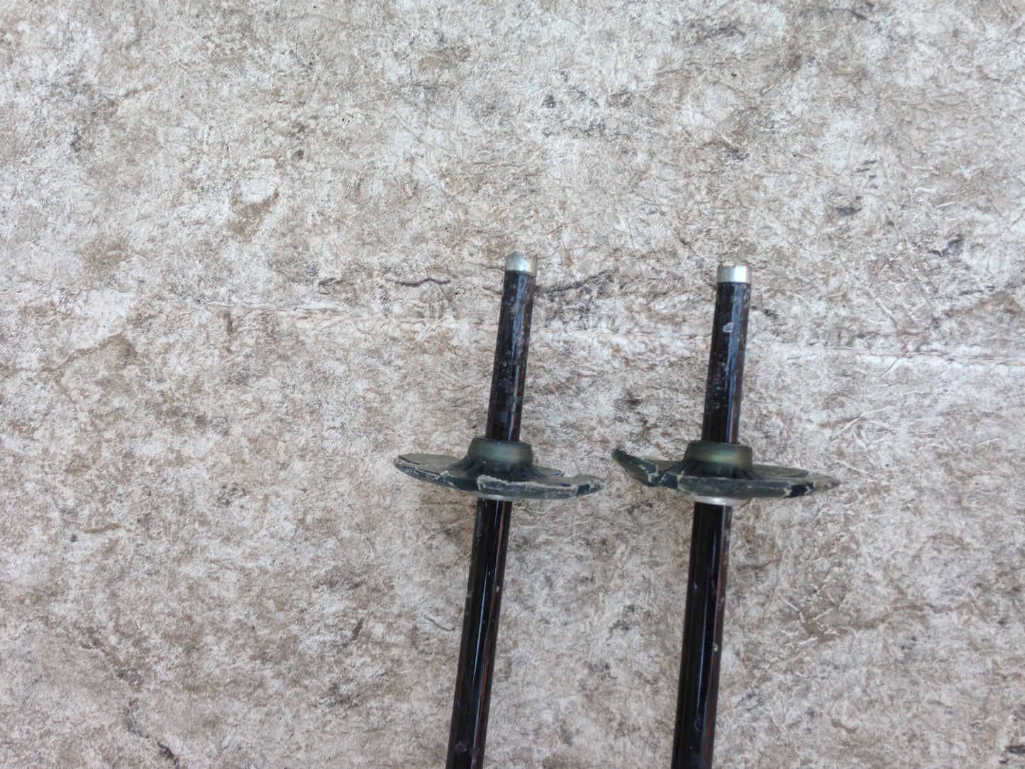 Ski Poles Adult Size 49 inch Scott Series Black Red Rubber Handles