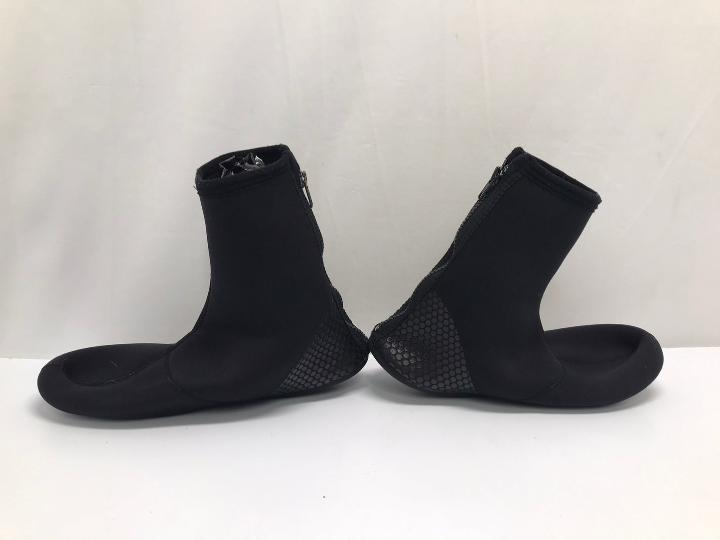 Snorkel Booties Socks Men's Size Large 9-10 2 mm Neoprene Sure Paddle Kayak Booties Black Grey