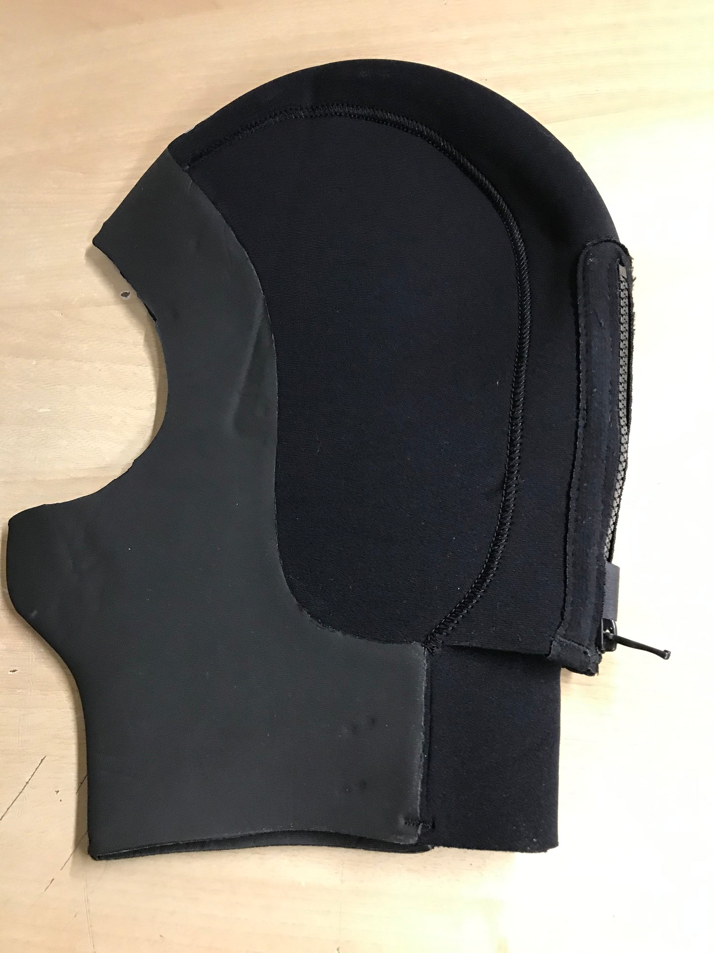 Snorkel Dive Surf Adult Size X Large Whites Titanium Neoprene Hood 4 mm Excellent