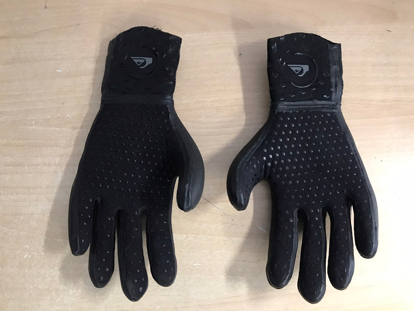 Snorkel Dive Surf Gloves Unisex Size X Small 4-5 mm Neoprene Black
