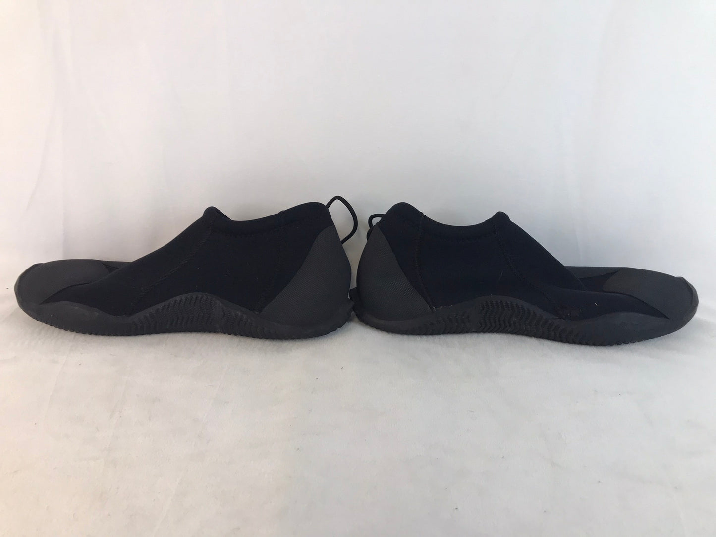 Snorkel Surf Booties Men's Size 10-11 MEC Paddling Black Neoprene Minor Wear