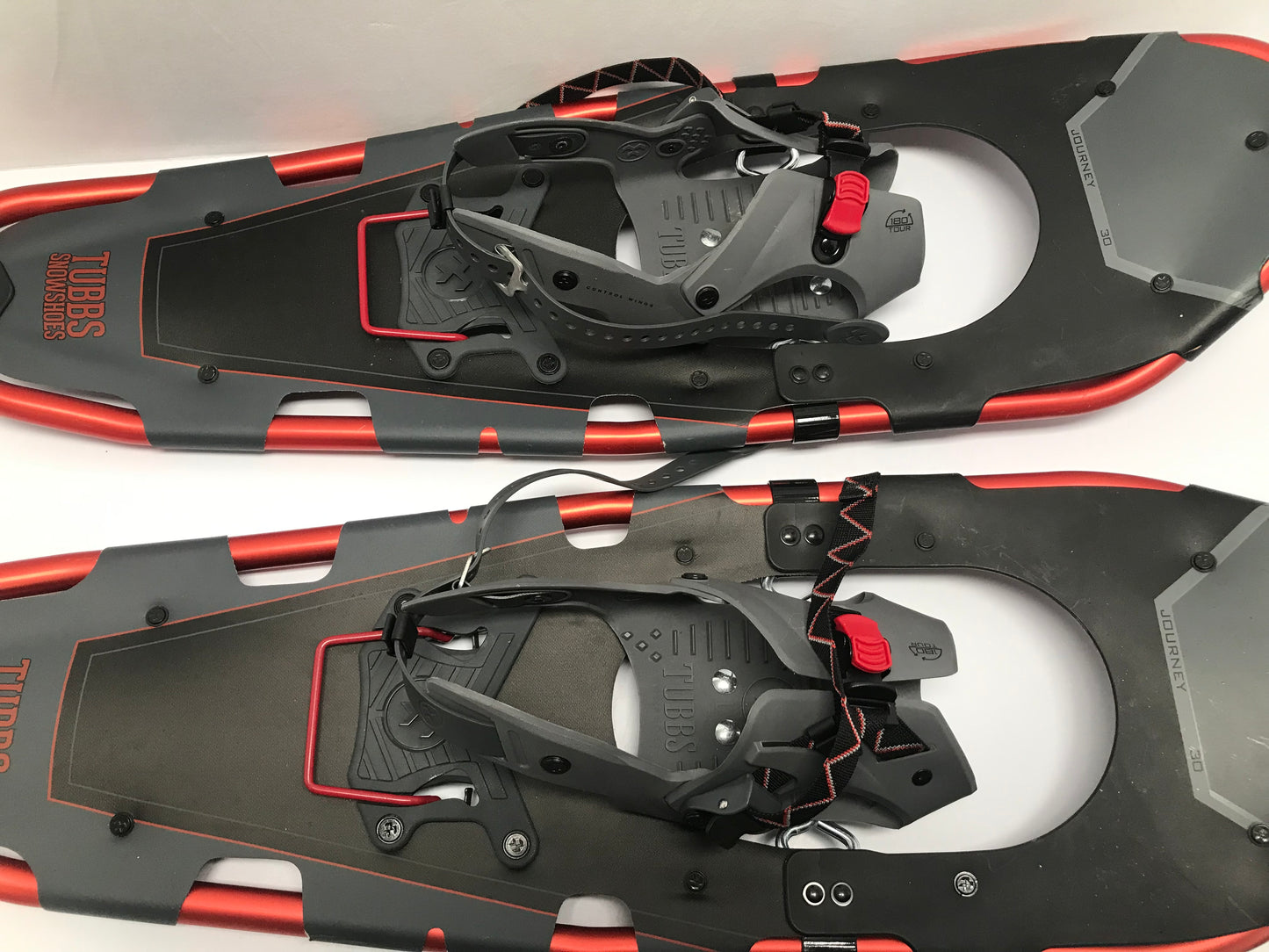 Snowshoes Men's Size 30 Shoe Size 8-13 Weight 170-250 lb Tubbs Journey Black Copper Red As New