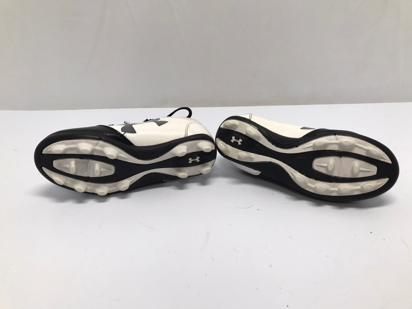 Soccer Shoes Cleats Child Size 10 Toddler Under Armour Black White Excellent