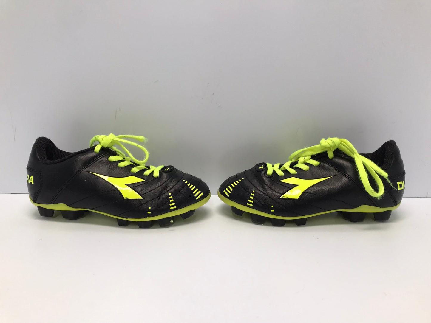 Soccer Shoes Cleats Child Size 12 Diadora Black Lime