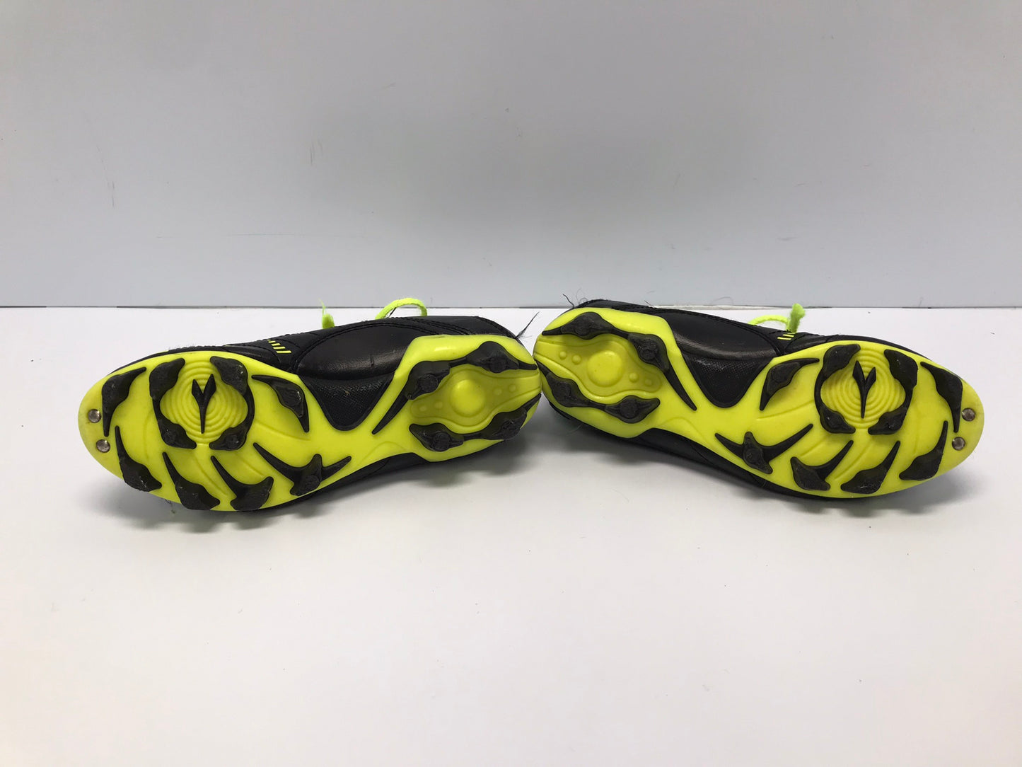 Soccer Shoes Cleats Child Size 12 Diadora Black Lime