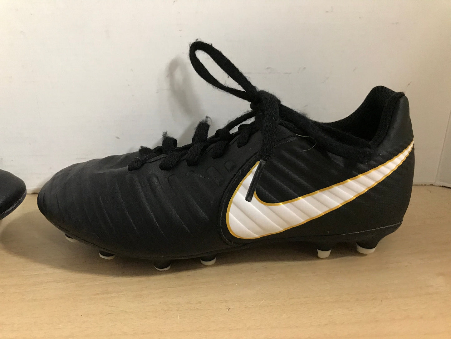 Soccer Shoes Cleats Child Size 13 Nike Tiempo Black White Gold Excellent