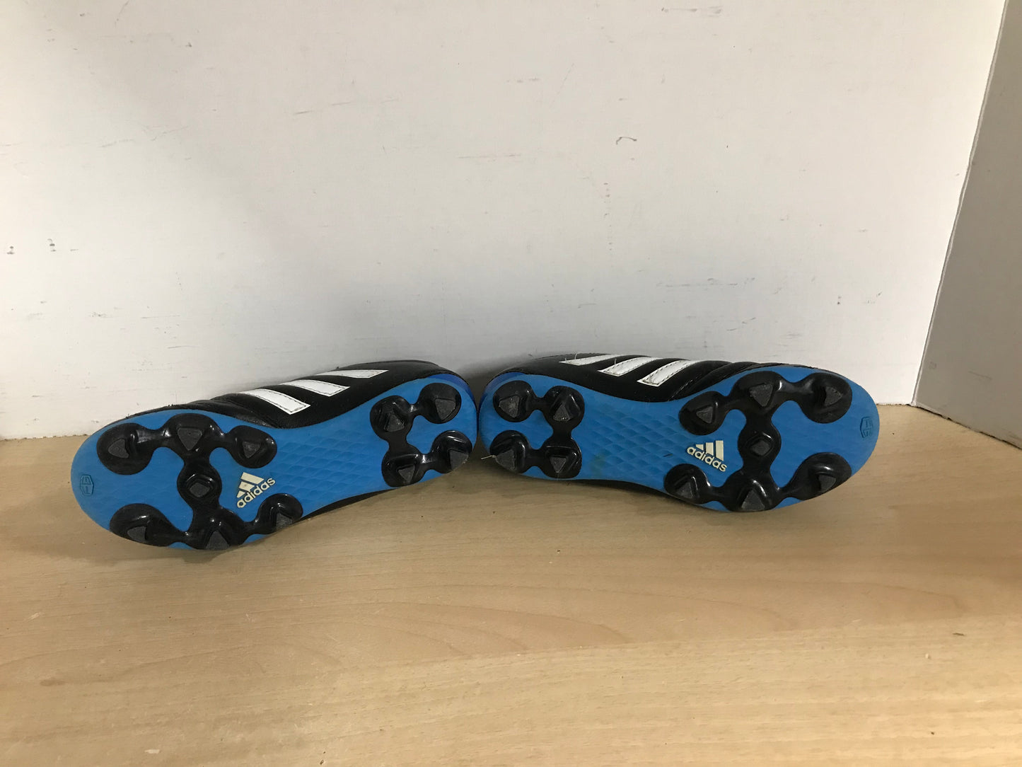Soccer Shoes Cleats Child Size 1 Adidas Blue Black  Excellent