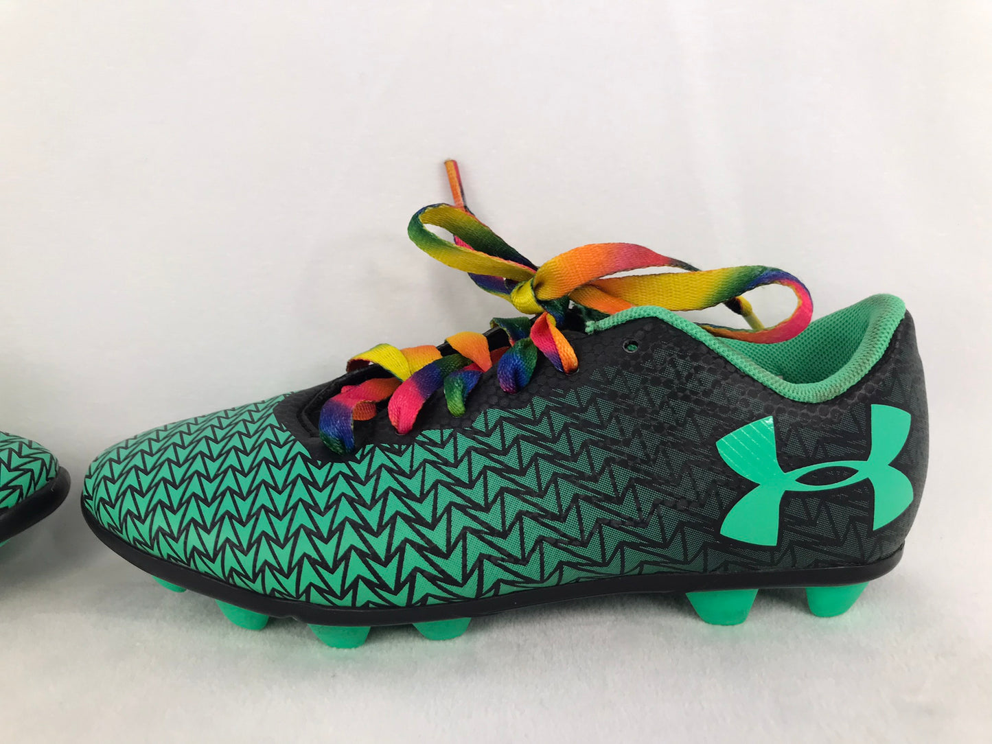 Soccer Shoes Cleats Child Size 2.5 Under Armour Black Green Multi